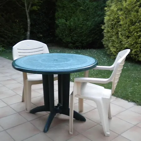 Le Cedre Bleu Couette-café *